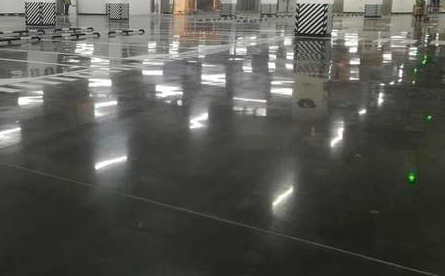 混凝土地坪表面需要重鋪時要考慮哪些問題？